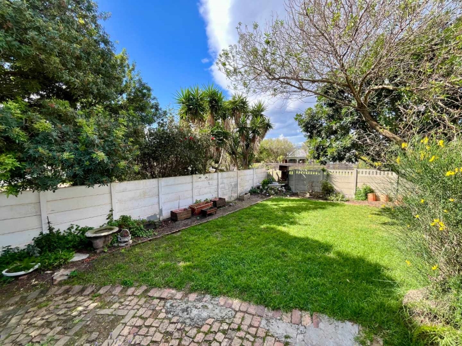 2 Bedroom Property for Sale in Fisherhaven Western Cape